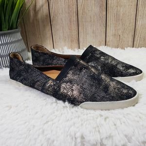 FRYE Women's 9.5 Black, Gold Flats GUC